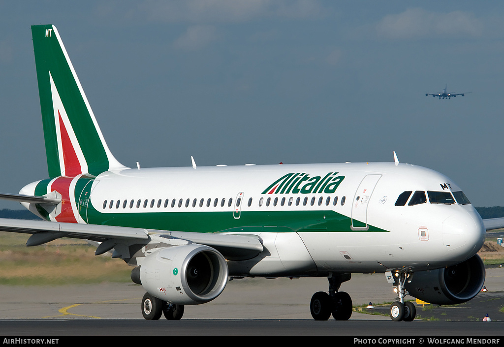 Aircraft Photo of EI-IMT | Airbus A319-111 | Alitalia | AirHistory.net #548387