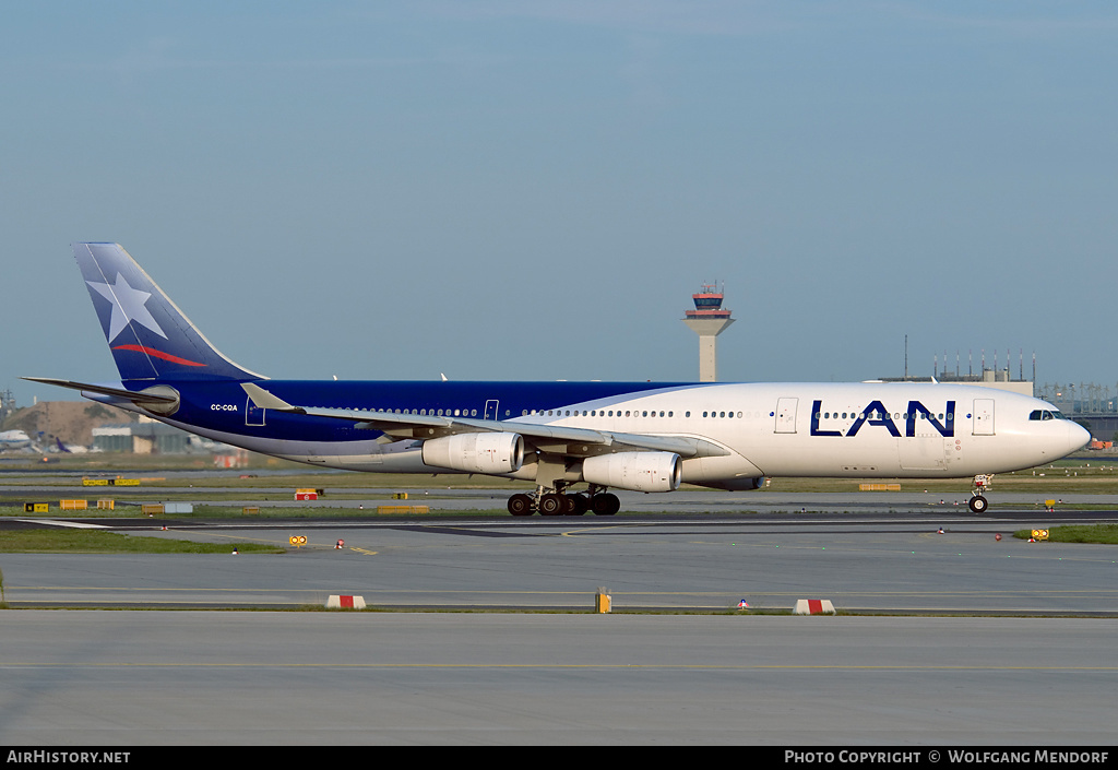 Aircraft Photo of CC-CQA | Airbus A340-313 | LAN Airlines - Línea Aérea Nacional | AirHistory.net #548394