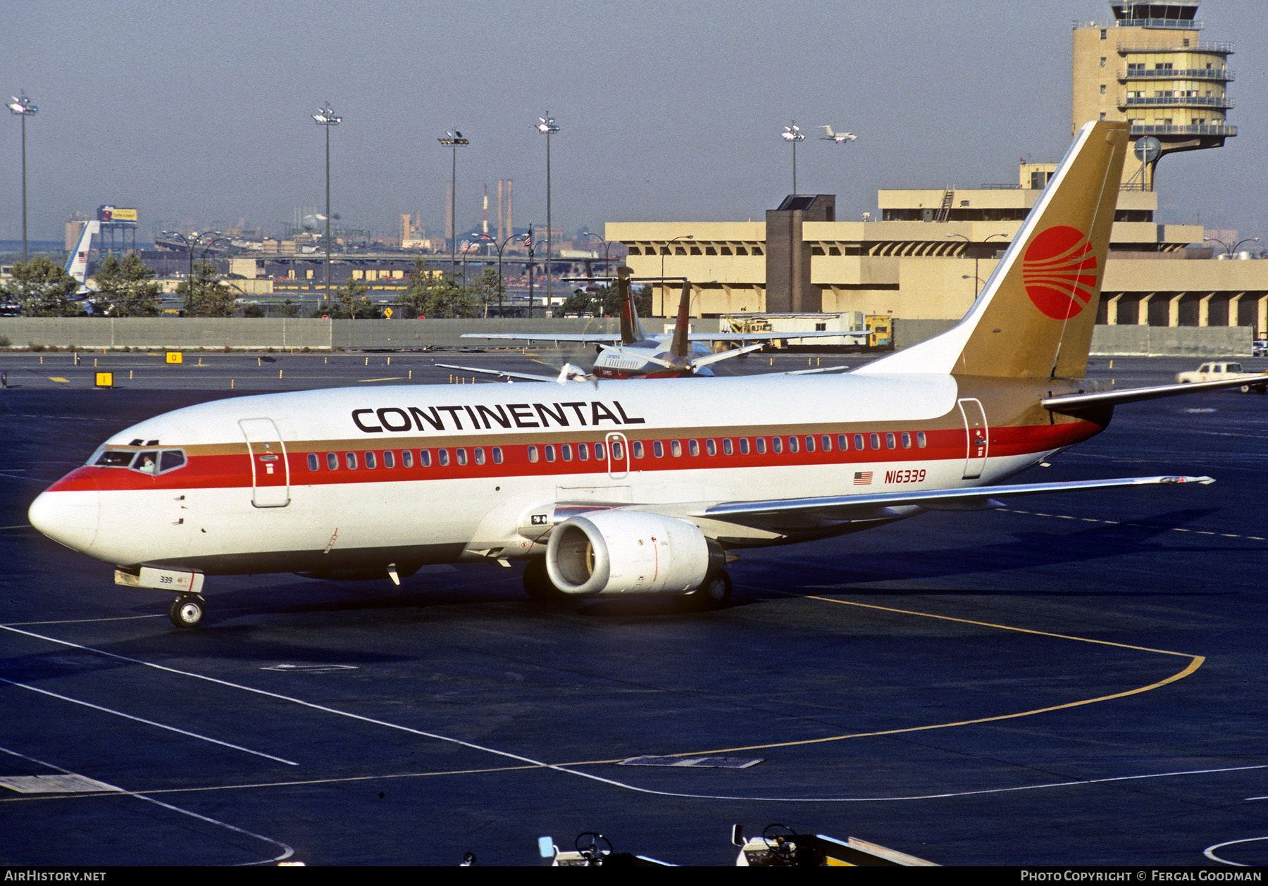 Aircraft Photo of N16339 | Boeing 737-3T0 | Continental Airlines | AirHistory.net #548395