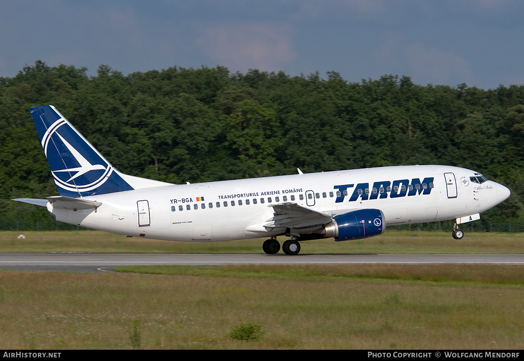 Aircraft Photo of YR-BGA | Boeing 737-38J | TAROM - Transporturile Aeriene Române | AirHistory.net #548415