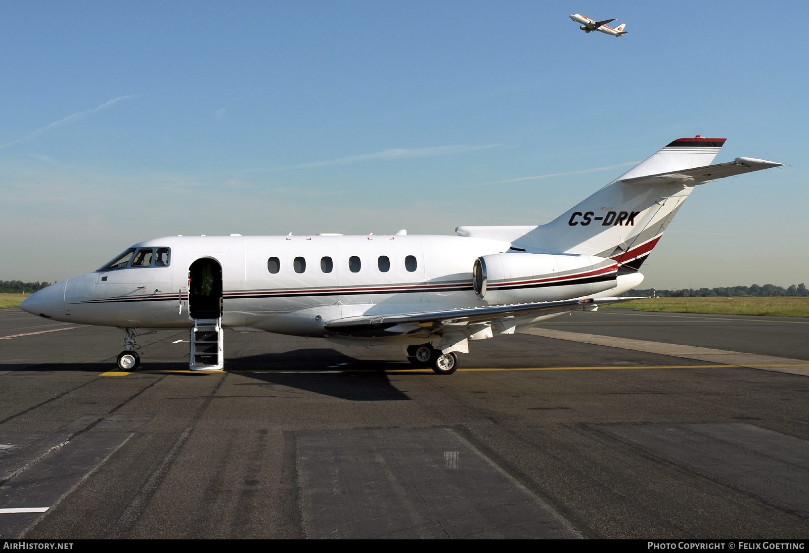 Aircraft Photo of CS-DRK | Raytheon Hawker 800XP | AirHistory.net #548526