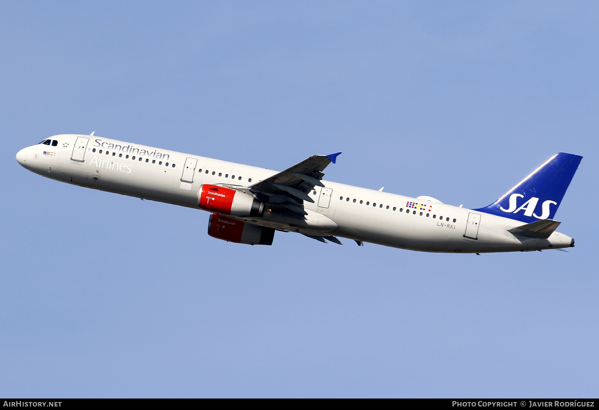 Aircraft Photo of LN-RKI | Airbus A321-232 | Scandinavian Airlines - SAS | AirHistory.net #548541
