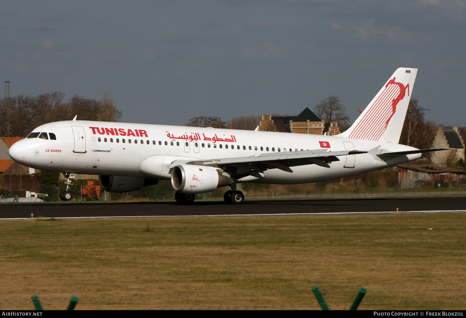 Aircraft Photo of TS-IMM | Airbus A320-211 | Tunisair | AirHistory.net #548668