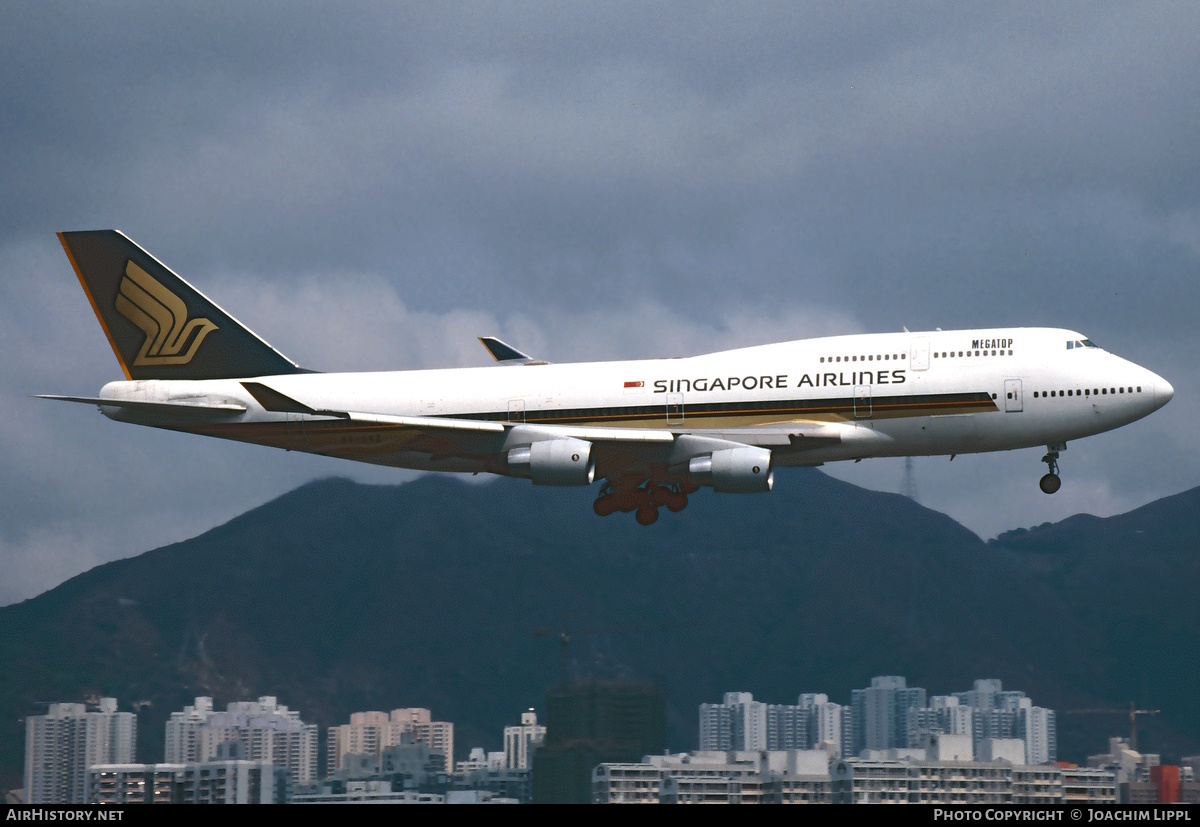 Aircraft Photo of 9V-SMZ | Boeing 747-412 | Singapore Airlines | AirHistory.net #548672