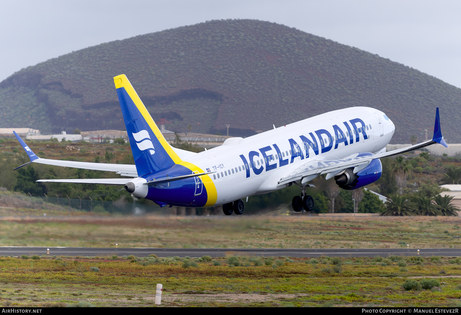 Aircraft Photo of TF-ICY | Boeing 737-8 Max 8 | Icelandair | AirHistory.net #548707