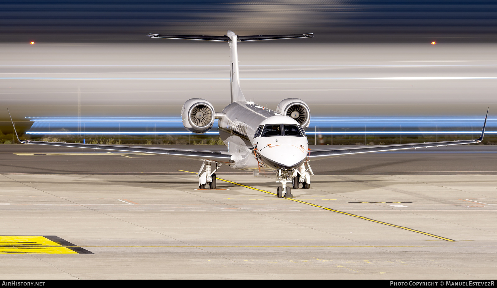 Aircraft Photo of G-SUGR | Embraer Legacy 650 (EMB-135BJ) | Alan Sugar | AirHistory.net #548714