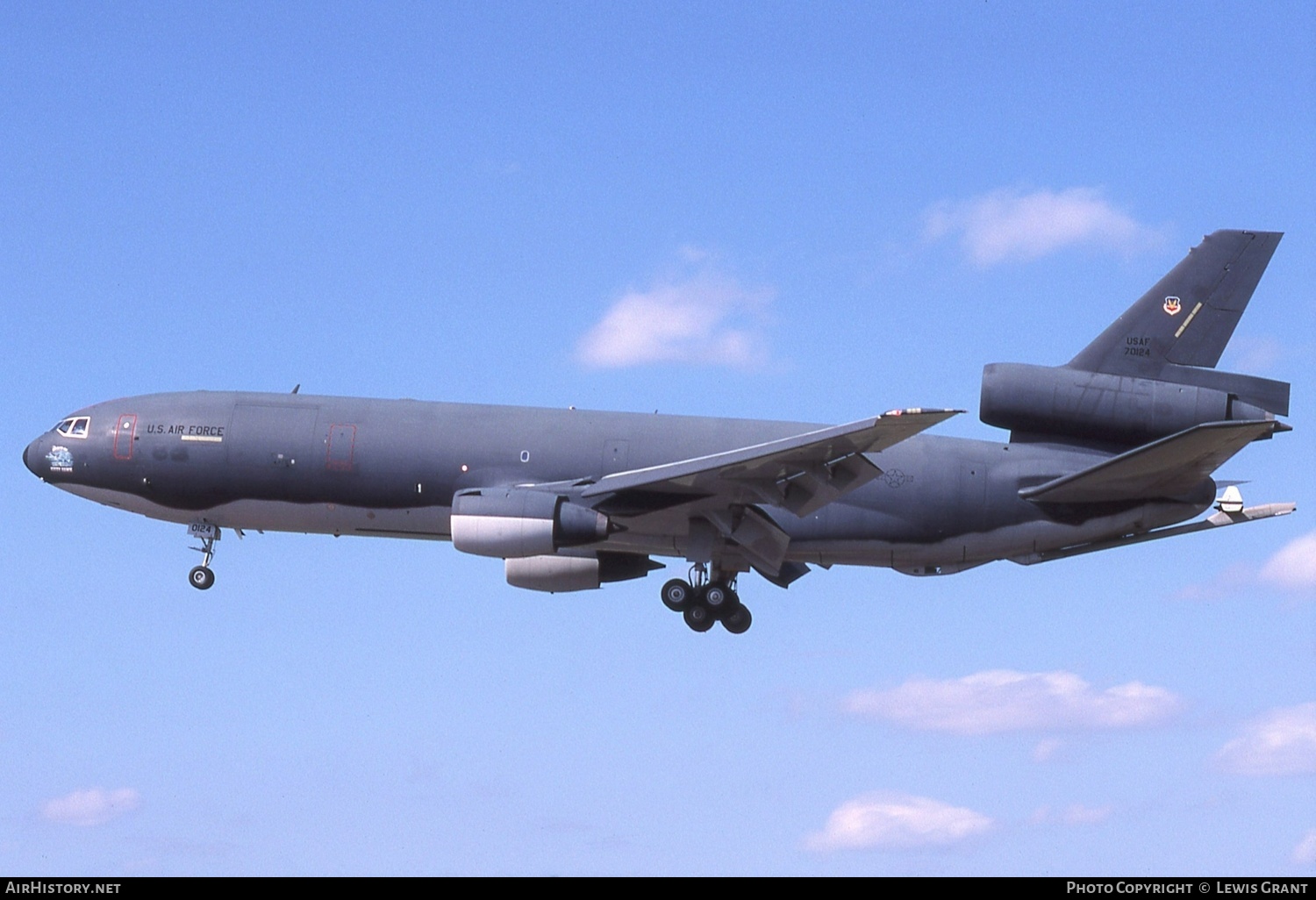 Aircraft Photo of 87-0124 / 70124 | McDonnell Douglas KC-10A Extender (DC-10-30CF) | USA - Air Force | AirHistory.net #548746