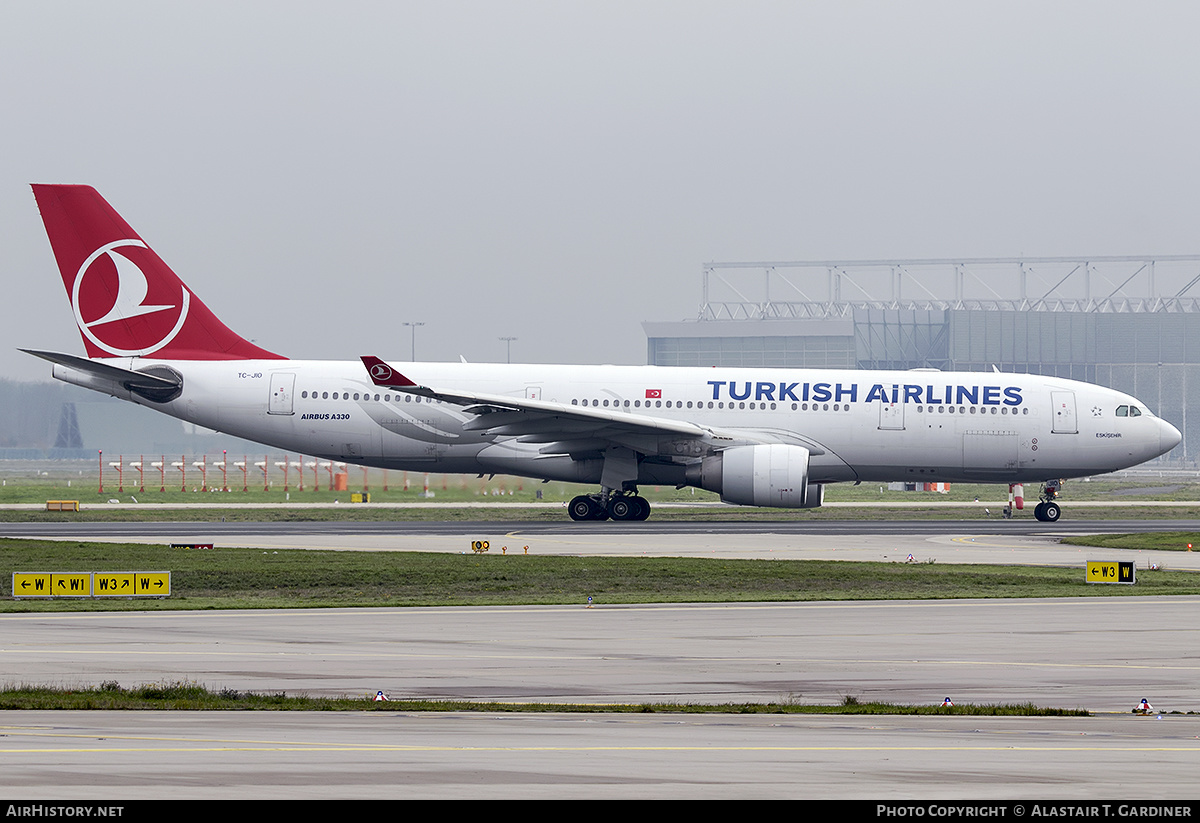 Aircraft Photo of TC-JIO | Airbus A330-223 | Turkish Airlines | AirHistory.net #548946
