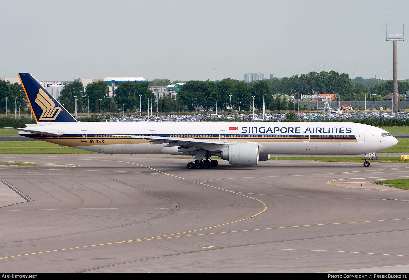 Aircraft Photo of 9V-SWQ | Boeing 777-312/ER | Singapore Airlines | AirHistory.net #548958
