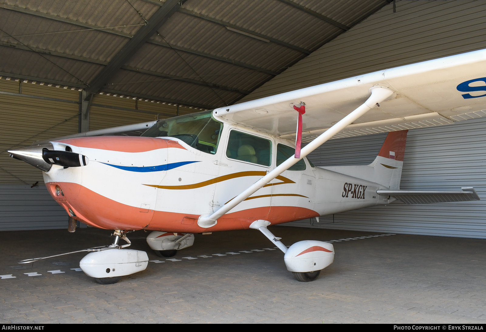 Aircraft Photo of SP-KGX | Cessna 172P Skyhawk | AirHistory.net #549088