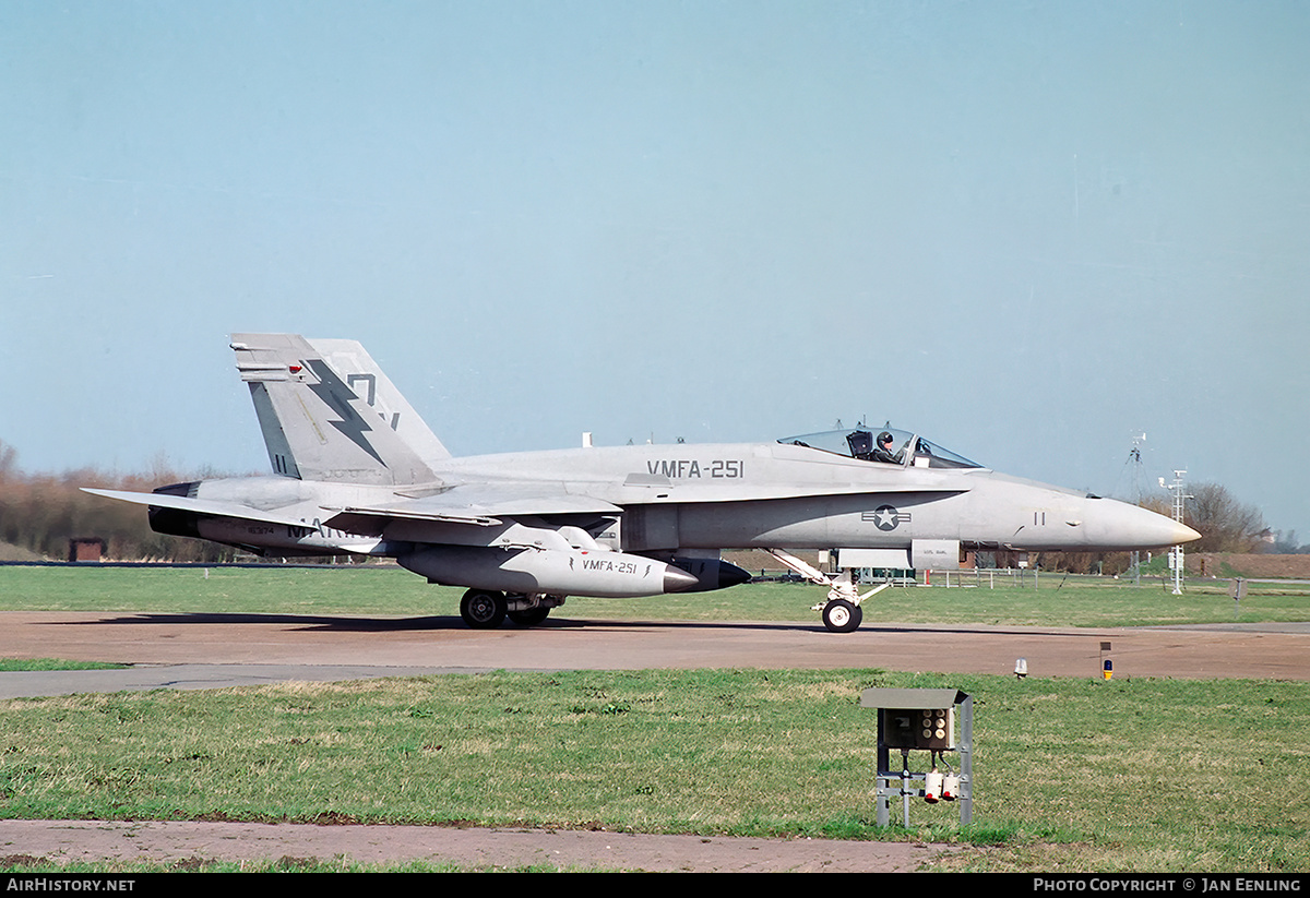 Aircraft Photo of 163174 | McDonnell Douglas F/A-18A Hornet | USA - Marines | AirHistory.net #549098