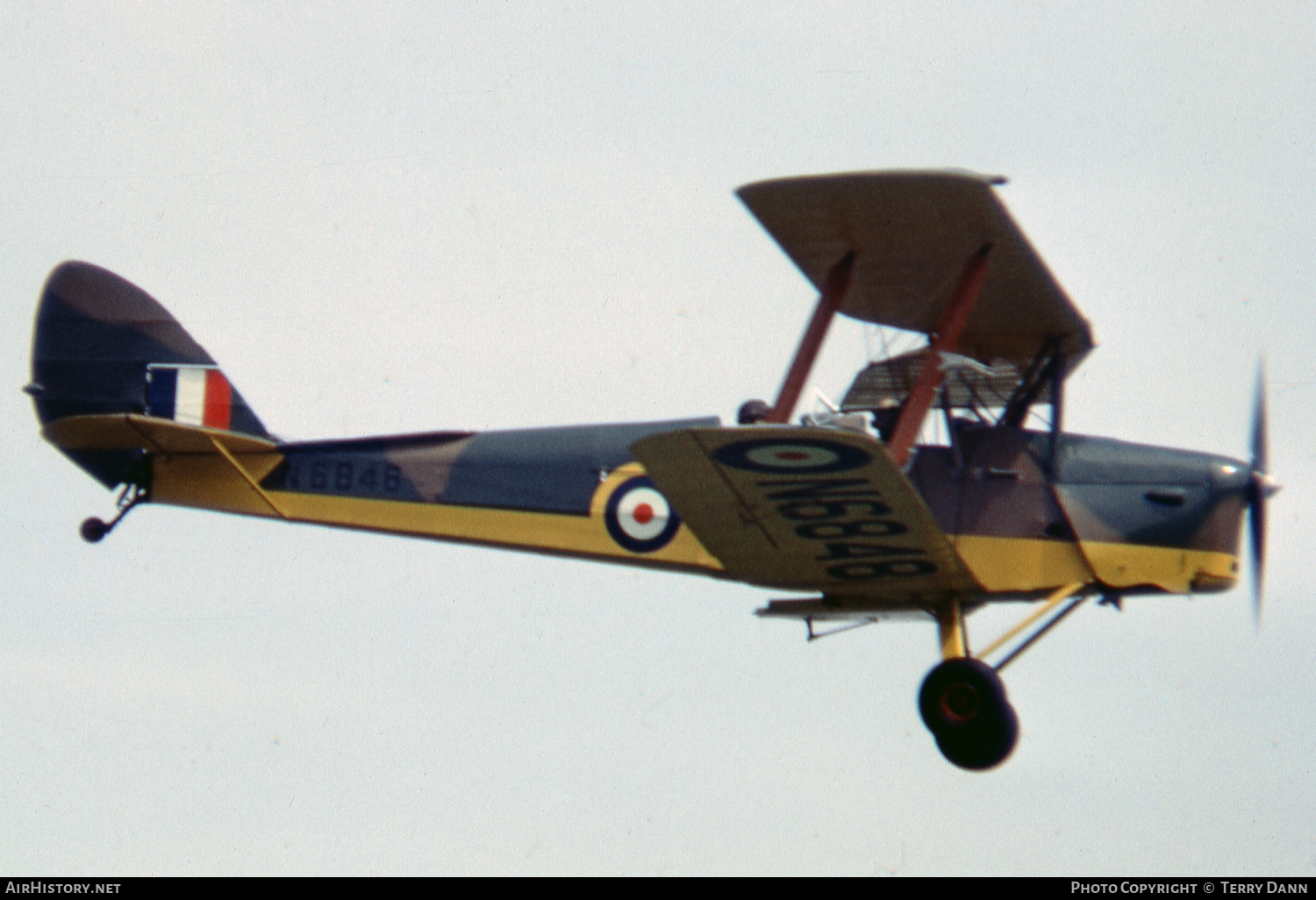 Aircraft Photo of G-BALX / N6848 | De Havilland D.H. 82A Tiger Moth II | UK - Air Force | AirHistory.net #549140