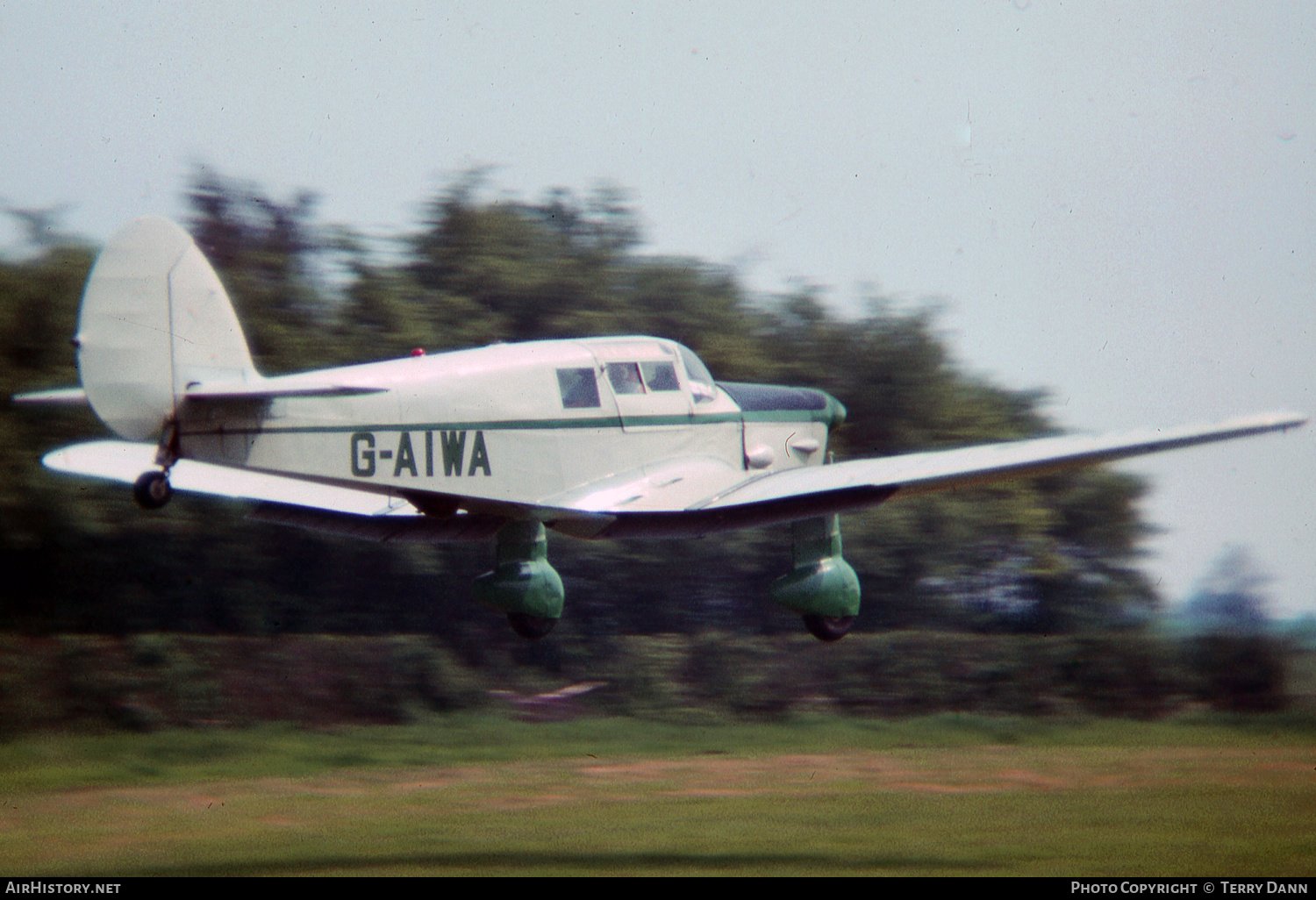 Aircraft Photo of G-AIWA | Percival P.28 Proctor 1 | AirHistory.net #549298