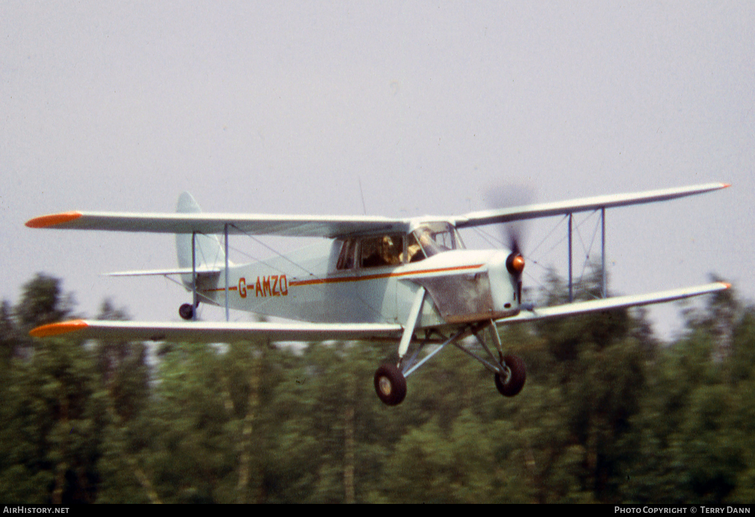 Aircraft Photo of G-AMZO | De Havilland D.H. 87B Hornet Moth | AirHistory.net #549299