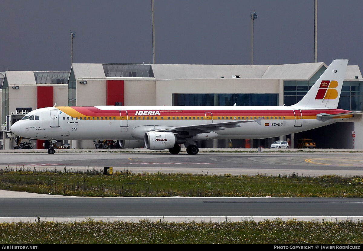 Aircraft Photo of EC-IIG | Airbus A321-211 | Iberia | AirHistory.net #549342