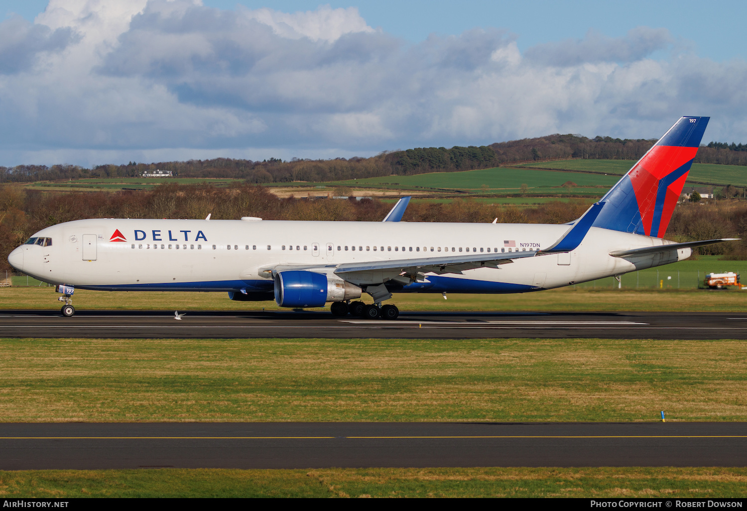 Aircraft Photo of N197DN | Boeing 767-332/ER | Delta Air Lines | AirHistory.net #549363
