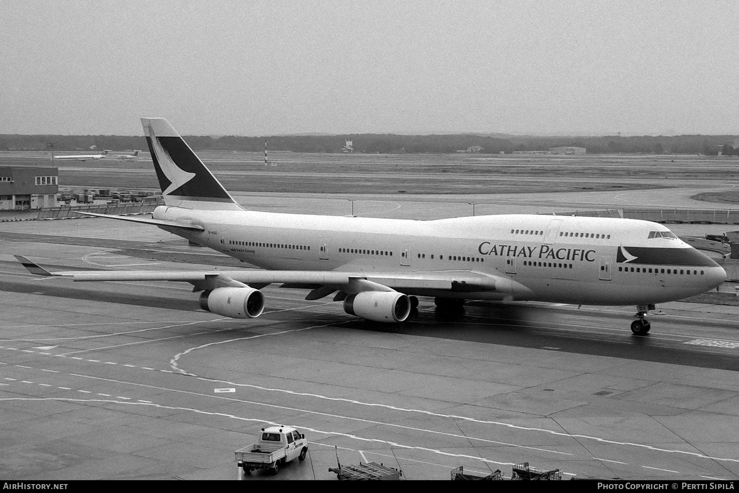 Aircraft Photo of B-HOU | Boeing 747-467 | Cathay Pacific Airways | AirHistory.net #549406