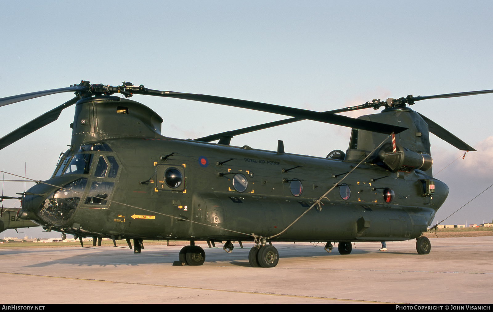 Aircraft Photo of ZD574 | Boeing Chinook HC2 (352) | UK - Air Force | AirHistory.net #549470