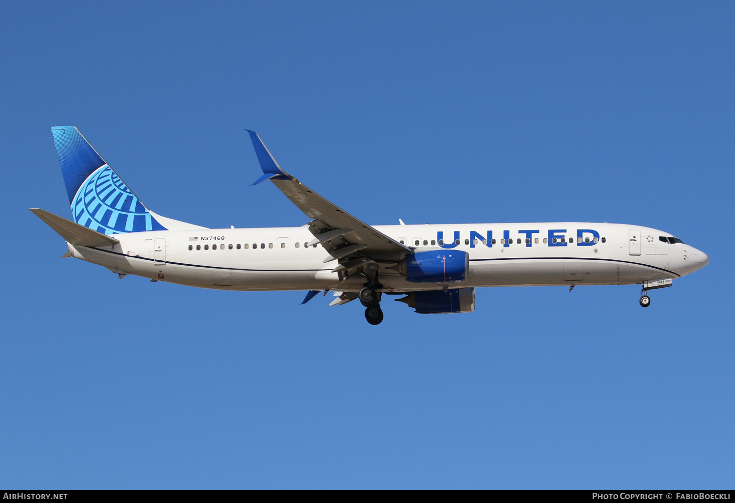 Aircraft Photo of N37468 | Boeing 737-924/ER | United Airlines | AirHistory.net #549529