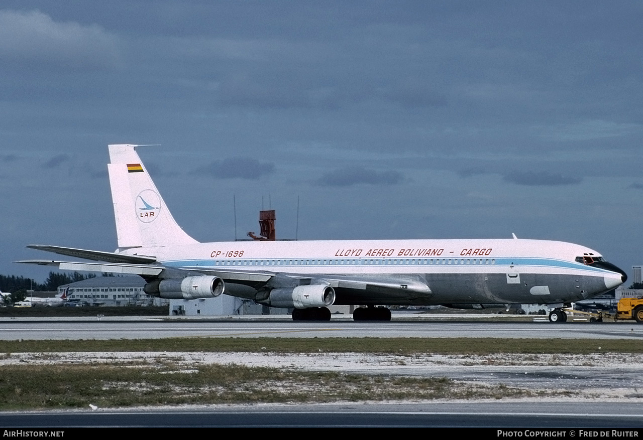 Aircraft Photo of CP-1698 | Boeing 707-323C | Lloyd Aereo Boliviano - LAB | AirHistory.net #549571