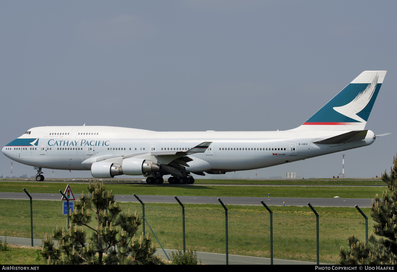 Aircraft Photo of B-HKV | Boeing 747-412 | Cathay Pacific Airways | AirHistory.net #549675