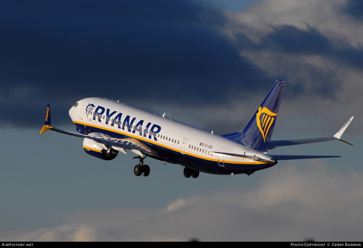 Aircraft Photo of EI-IFR | Boeing 737-8200 Max 200 | Ryanair | AirHistory.net #549699