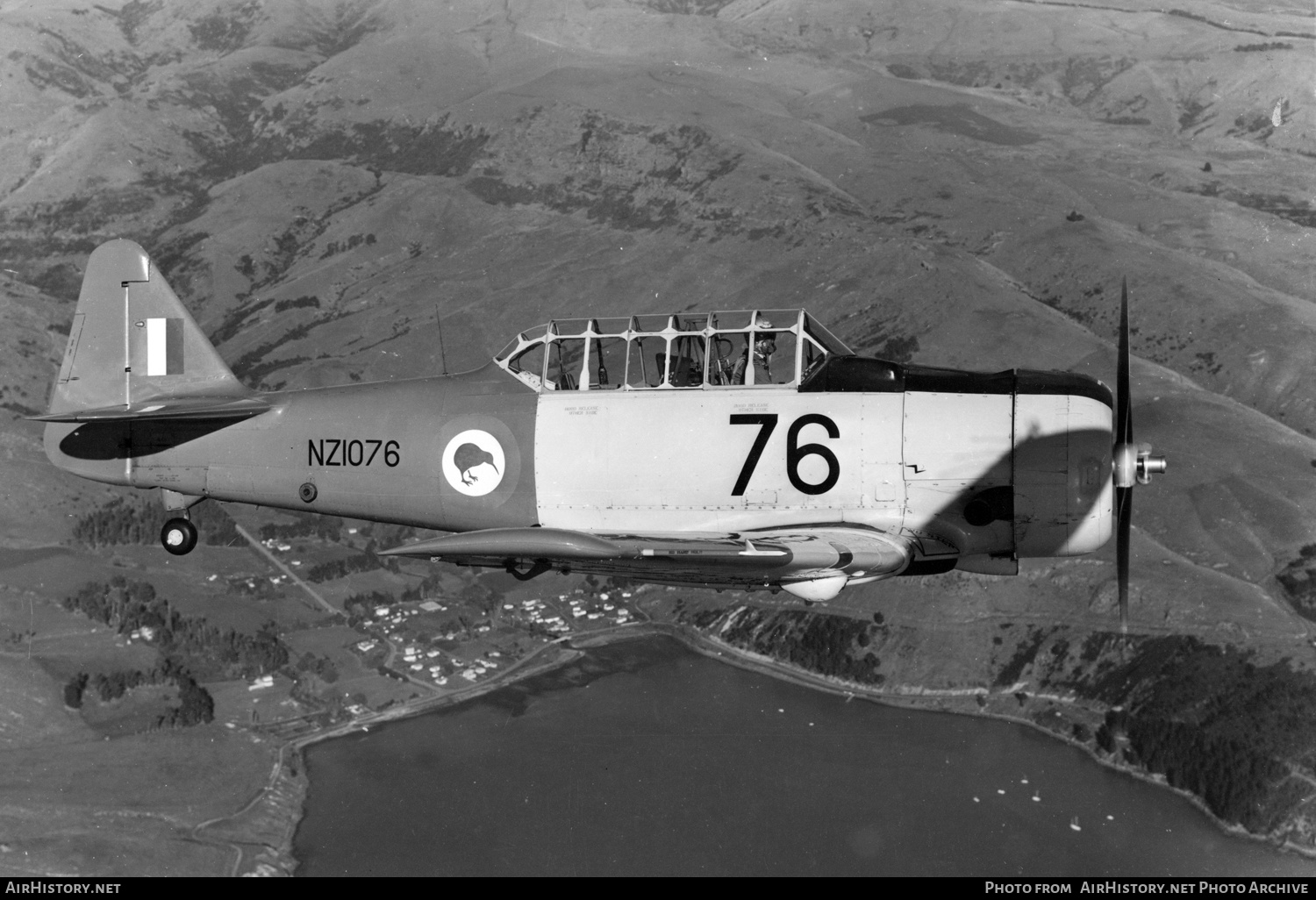 Aircraft Photo of NZ1076 | North American AT-6D Harvard III | New Zealand - Air Force | AirHistory.net #549722