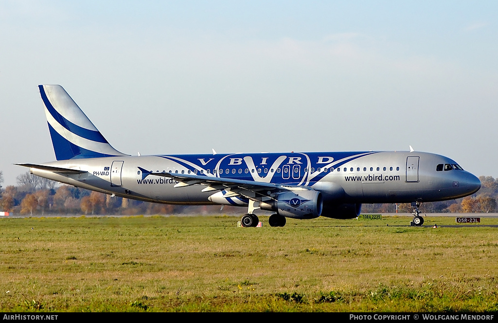 Aircraft Photo of PH-VAD | Airbus A320-212 | V Bird | AirHistory.net #549727