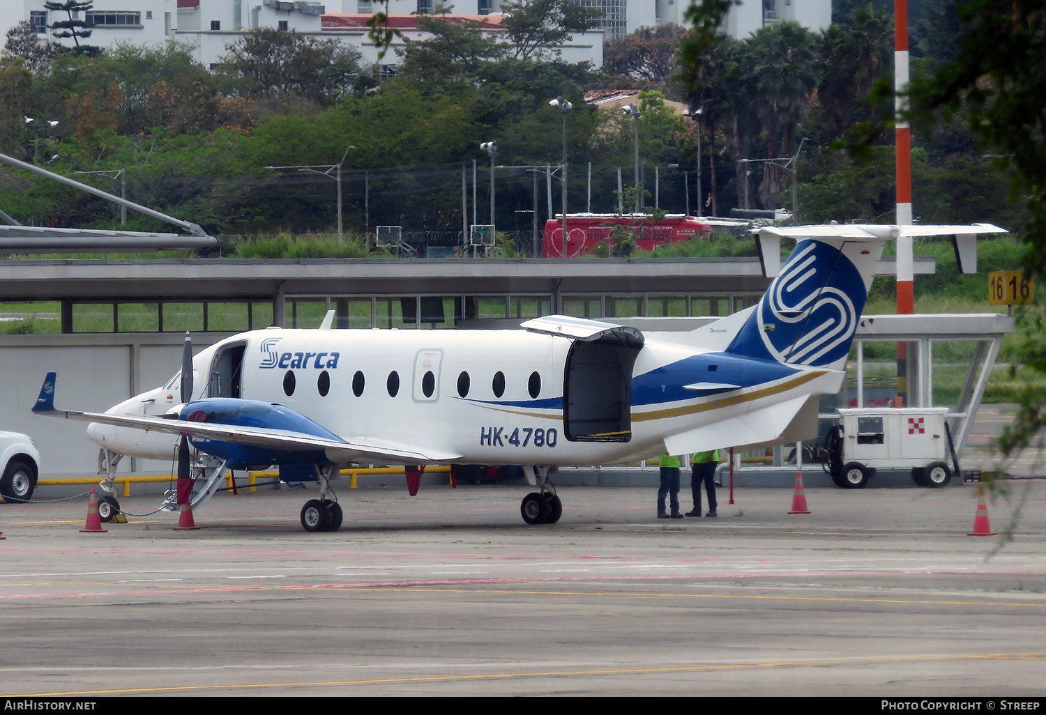 Aircraft Photo of HK-4780 | Beech 1900D | SEARCA - Servicio Aéreo de Capurgana | AirHistory.net #549766