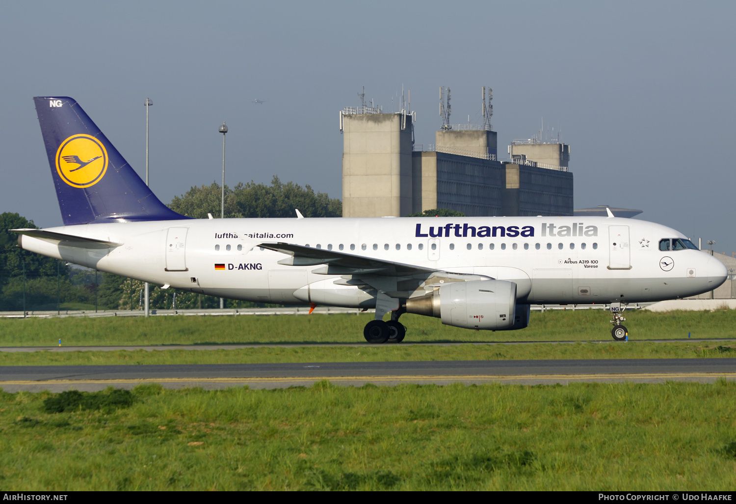Aircraft Photo of D-AKNG | Airbus A319-112 | Lufthansa Italia | AirHistory.net #549784
