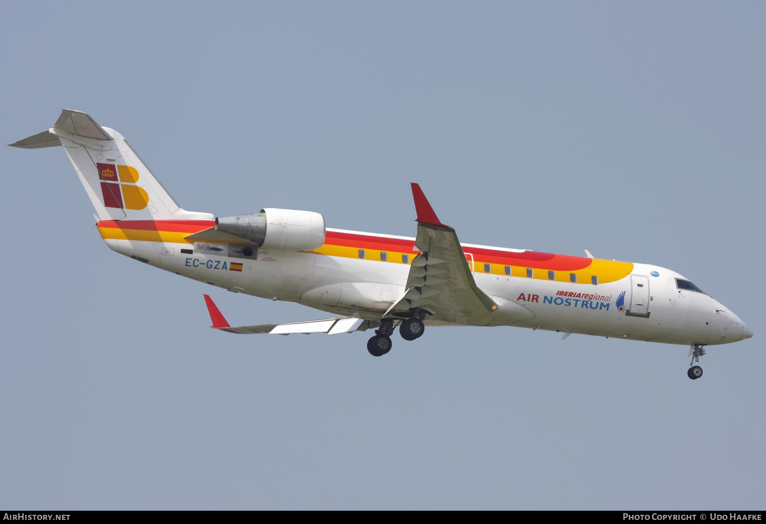 Aircraft Photo of EC-GZA | Bombardier CRJ-200ER (CL-600-2B19) | Iberia Regional | AirHistory.net #549785