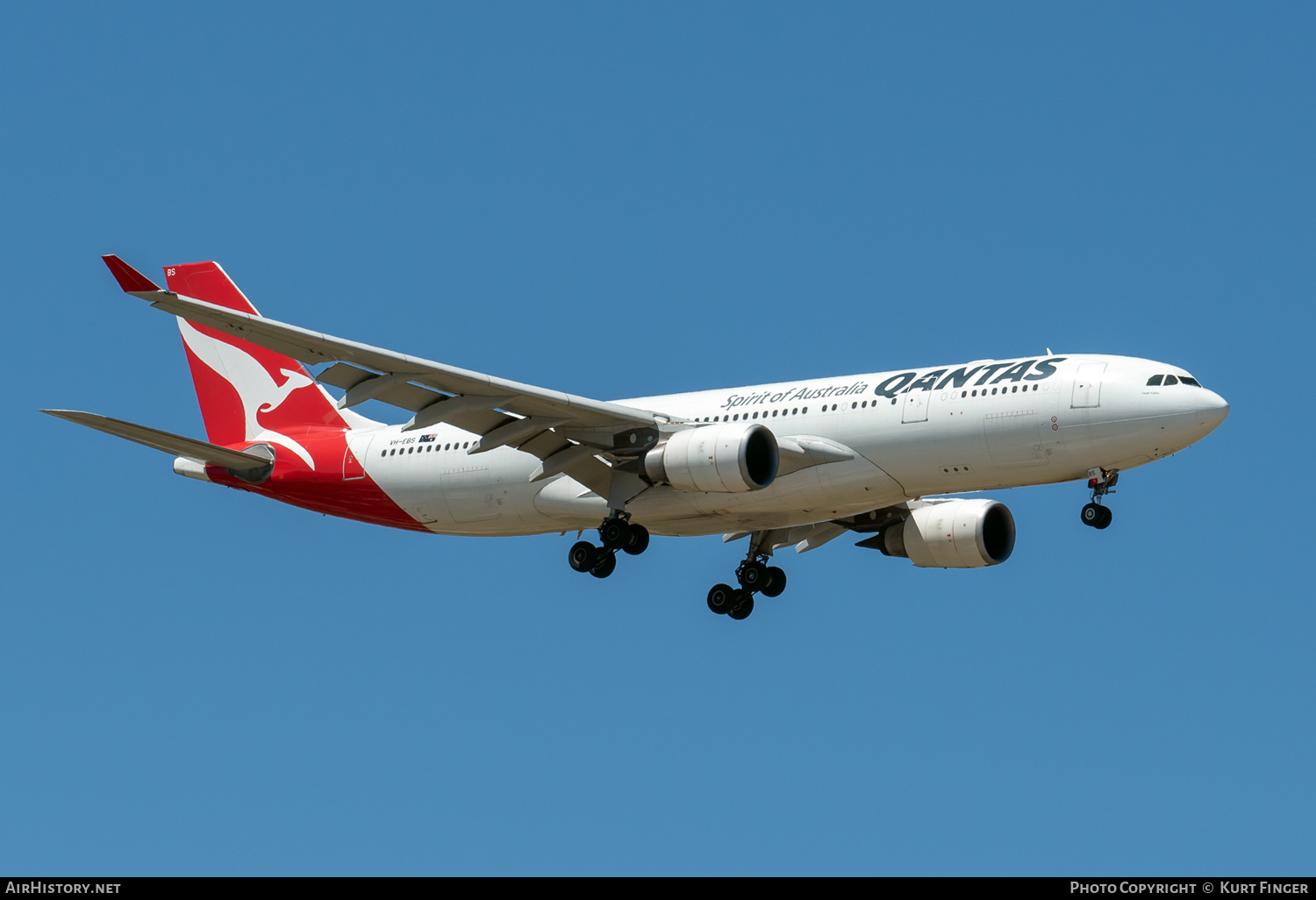 Aircraft Photo of VH-EBS | Airbus A330-202 | Qantas | AirHistory.net #549823