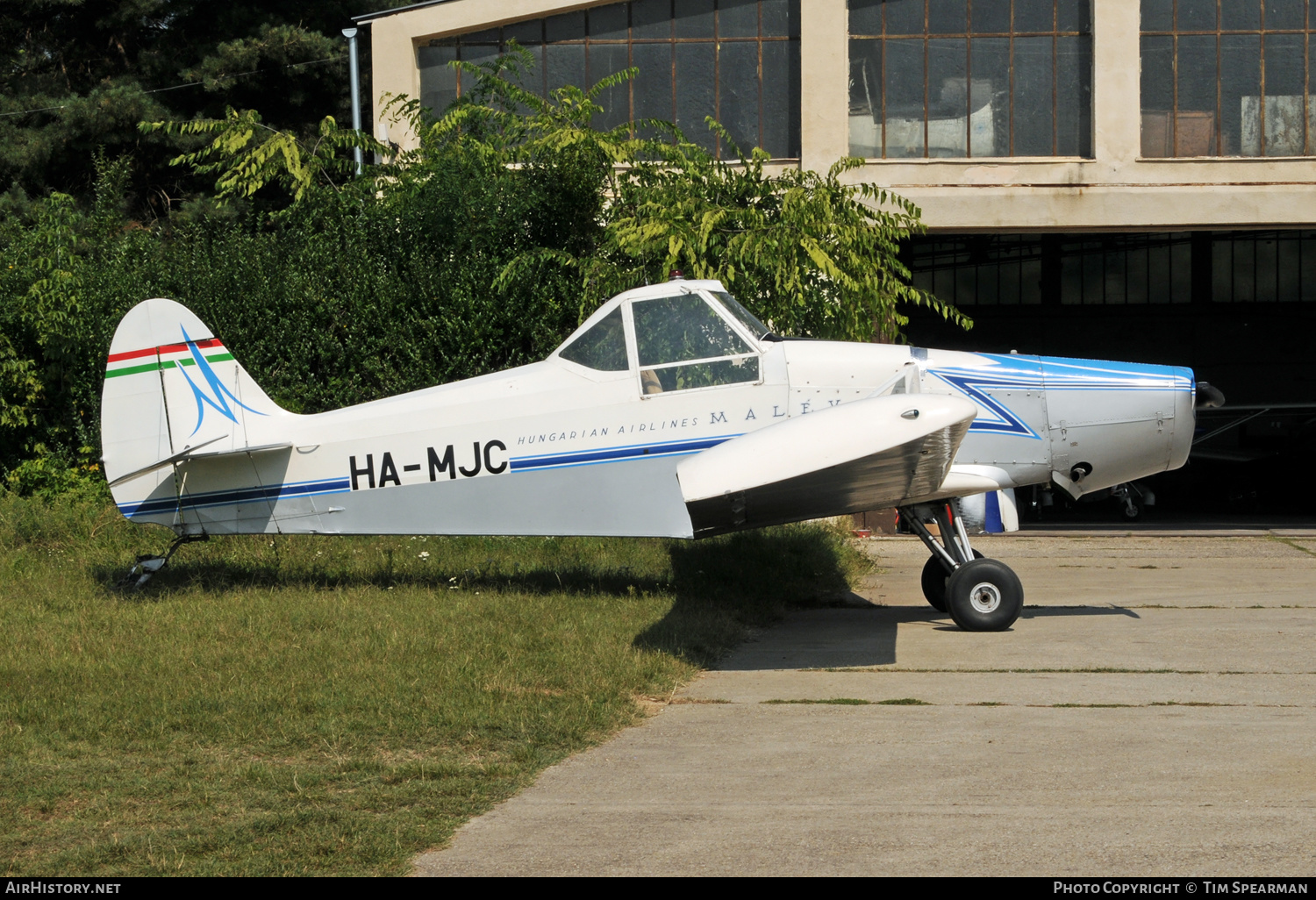 Aircraft Photo of HA-MJC | Piper PA-25-235 Pawnee B | Malév Aero Club | AirHistory.net #549842