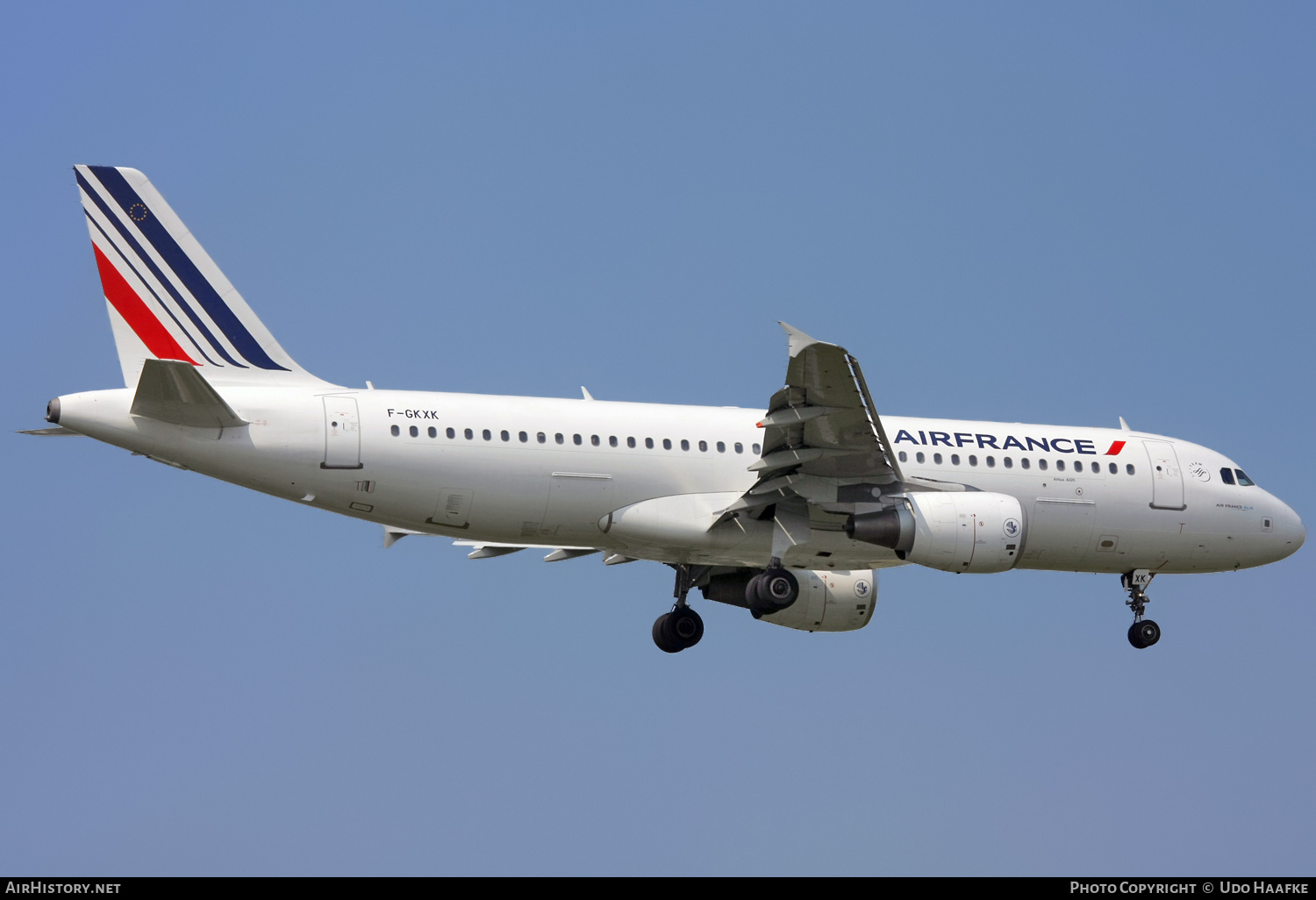 Aircraft Photo of F-GKXK | Airbus A320-214 | Air France | AirHistory.net #549886