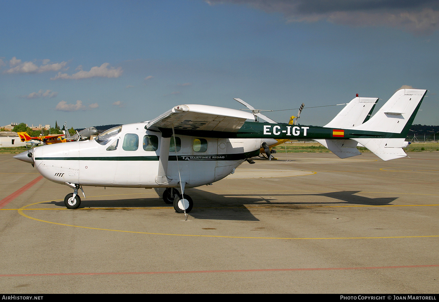 Aircraft Photo of EC-IGT | Cessna T337G Pressurized Skymaster | Martínez Ridao Aviación | AirHistory.net #549891