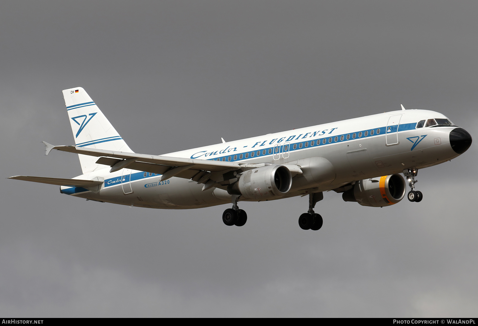 Aircraft Photo of D-AICH | Airbus A320-212 | Condor Flugdienst | AirHistory.net #549909