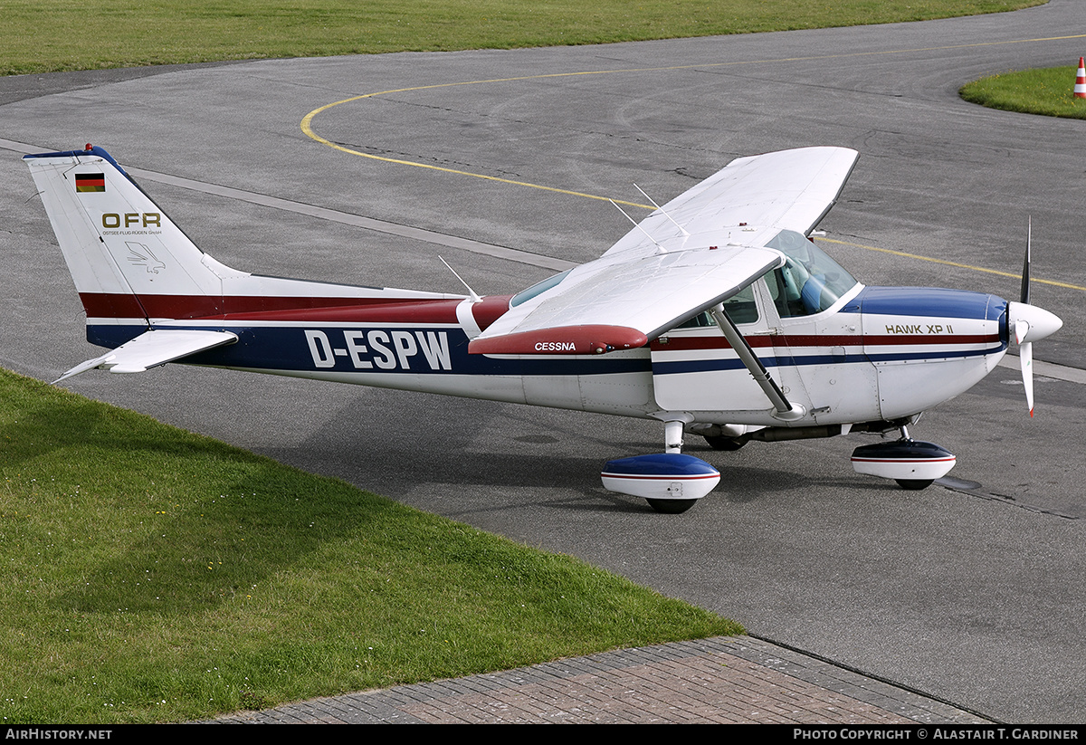 Aircraft Photo of D-ESPW | Cessna R172K Hawk XP II | OFR - Ostsee-Flug-Rügen | AirHistory.net #549923