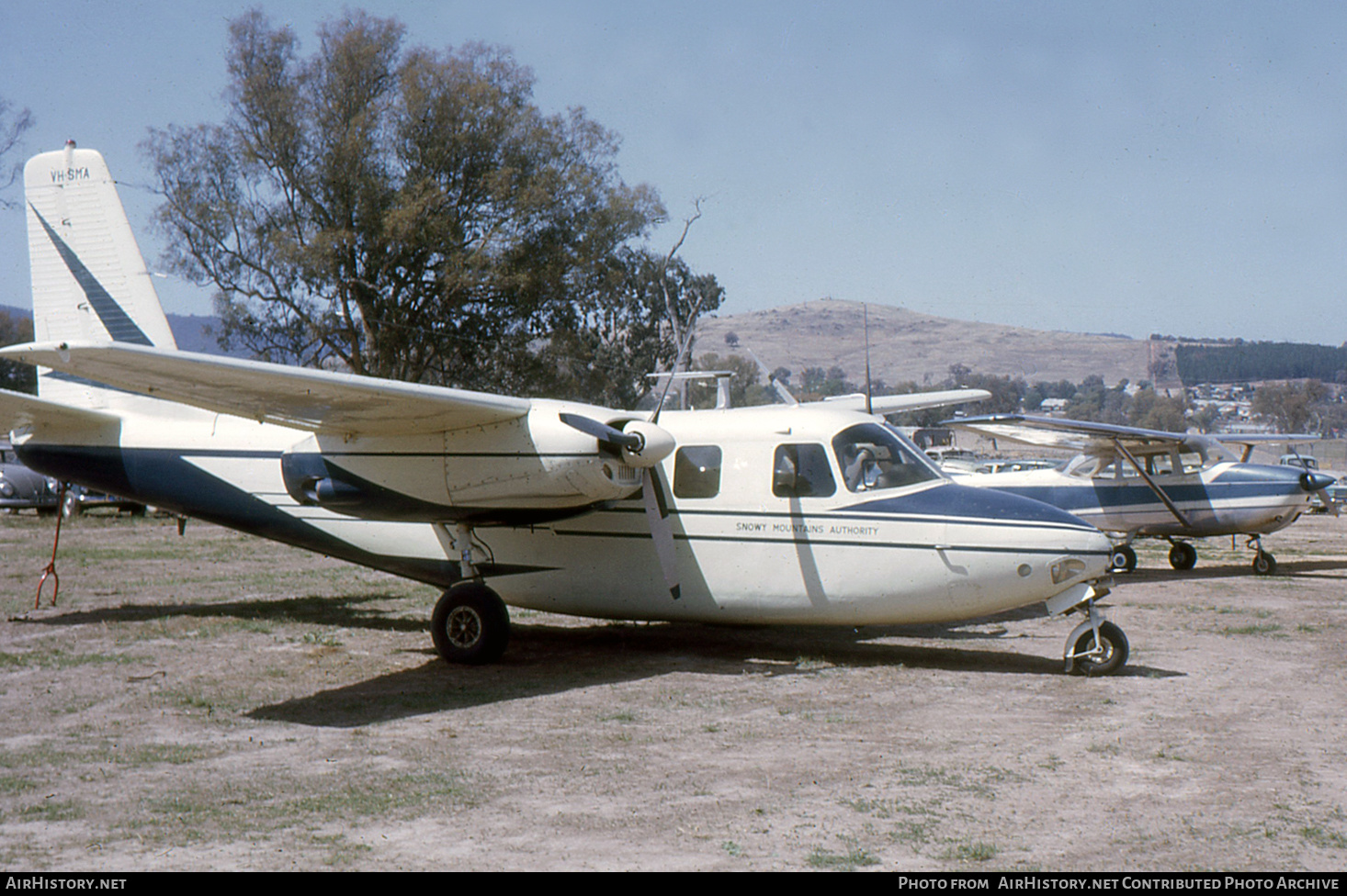 Aircraft Photo of VH-SMA | Aero Commander 680 Commander | Snowy Mountains Hydro Electric Authority | AirHistory.net #549956