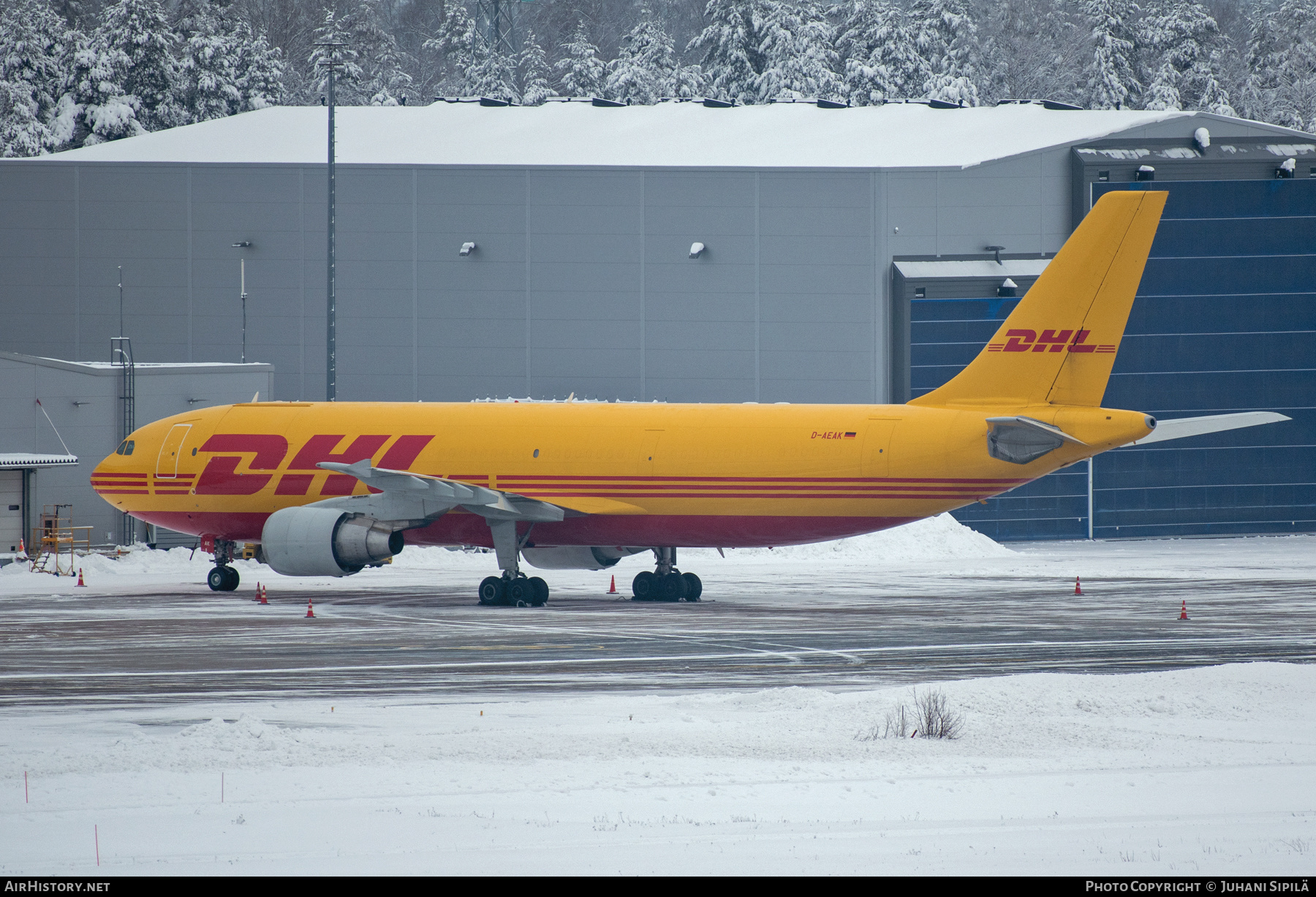 Aircraft Photo of D-AEAK | Airbus A300B4-622R | DHL International | AirHistory.net #549963