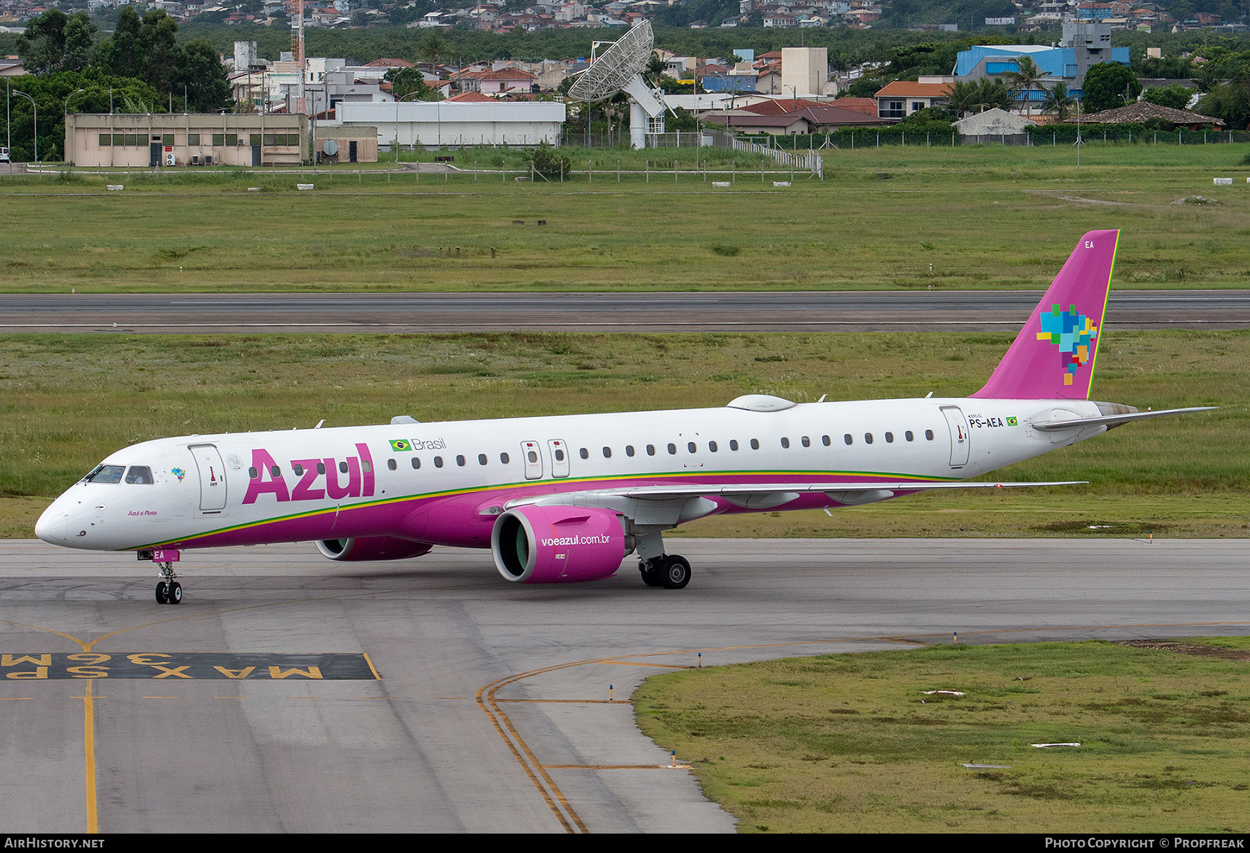 Aircraft Photo of PS-AEA | Embraer 195-E2 (ERJ-190-400) | Azul Linhas Aéreas Brasileiras | AirHistory.net #550079