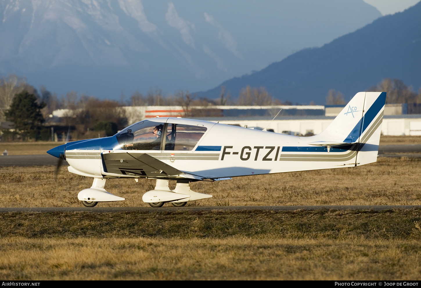 Aircraft Photo of F-GTZI | Robin DR-400-120 Dauphin | Aeroclub du Dauphine - ACD | AirHistory.net #550126