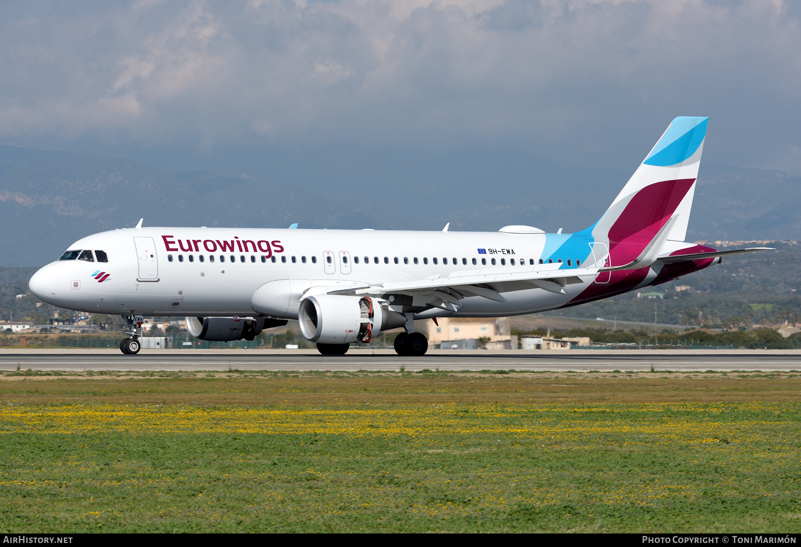 Aircraft Photo of 9H-EWA | Airbus A320-214 | Eurowings | AirHistory.net #550133