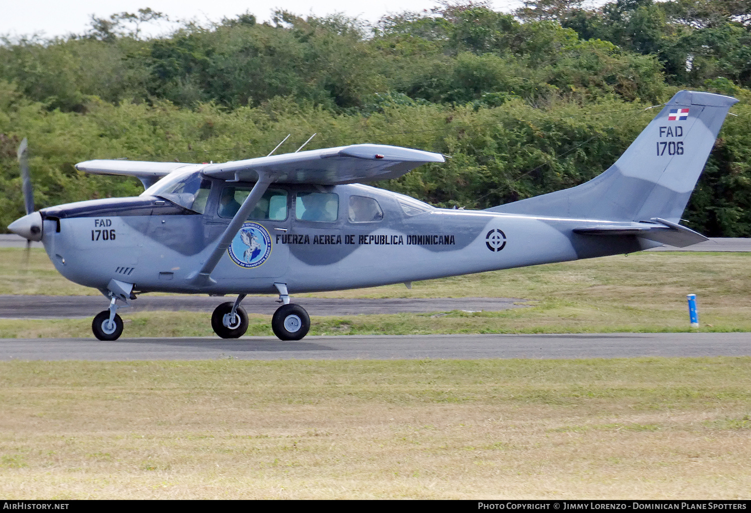 Aircraft Photo of 1706 / FAD 1706 | Cessna 206... | Dominican Republic - Air Force | AirHistory.net #550163