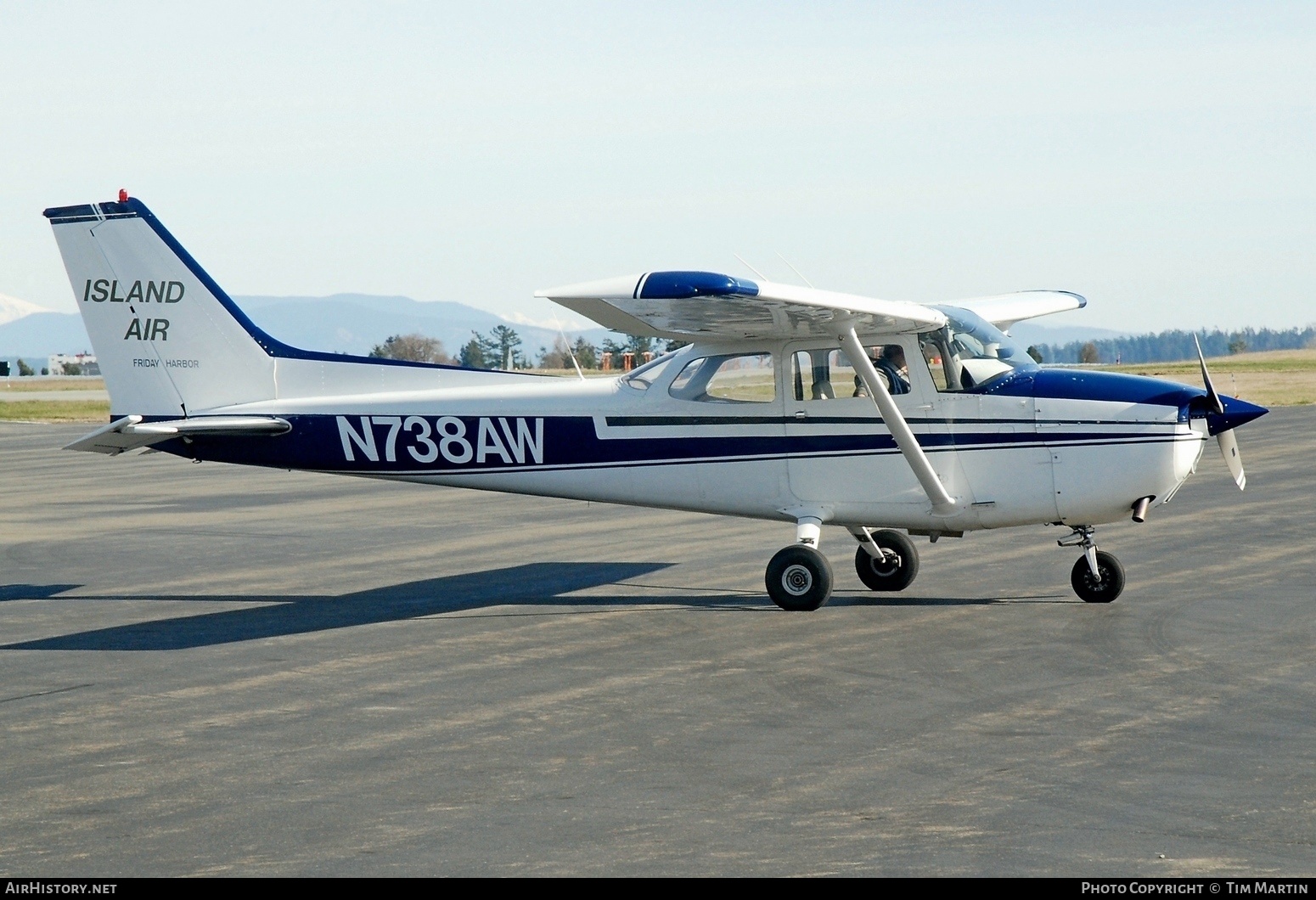 Aircraft Photo of N738AW | Cessna 172N Skyhawk | Island Air | AirHistory.net #550194
