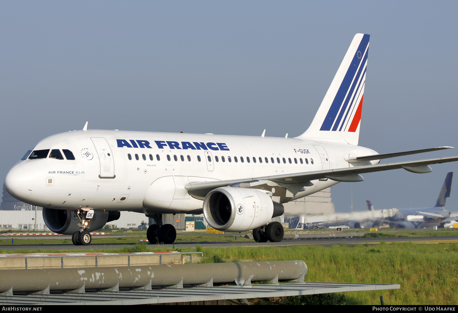 Aircraft Photo of F-GUGK | Airbus A318-111 | Air France | AirHistory.net #550377