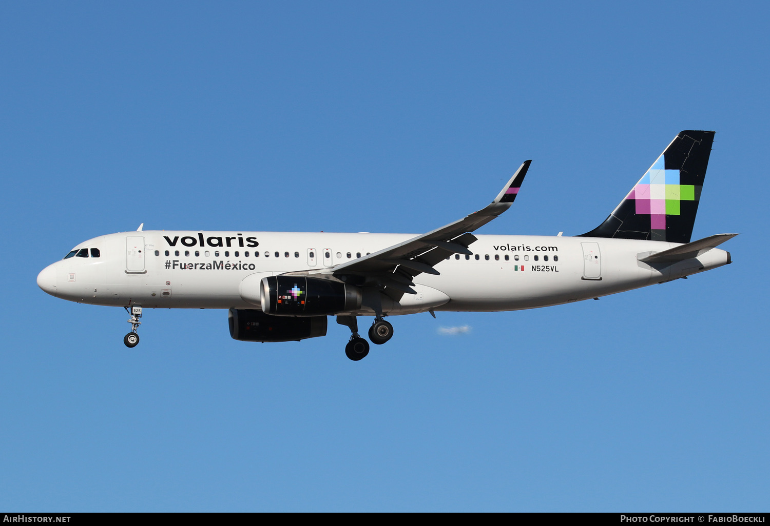 Aircraft Photo of N525VL | Airbus A320-233 | Volaris | AirHistory.net #550401