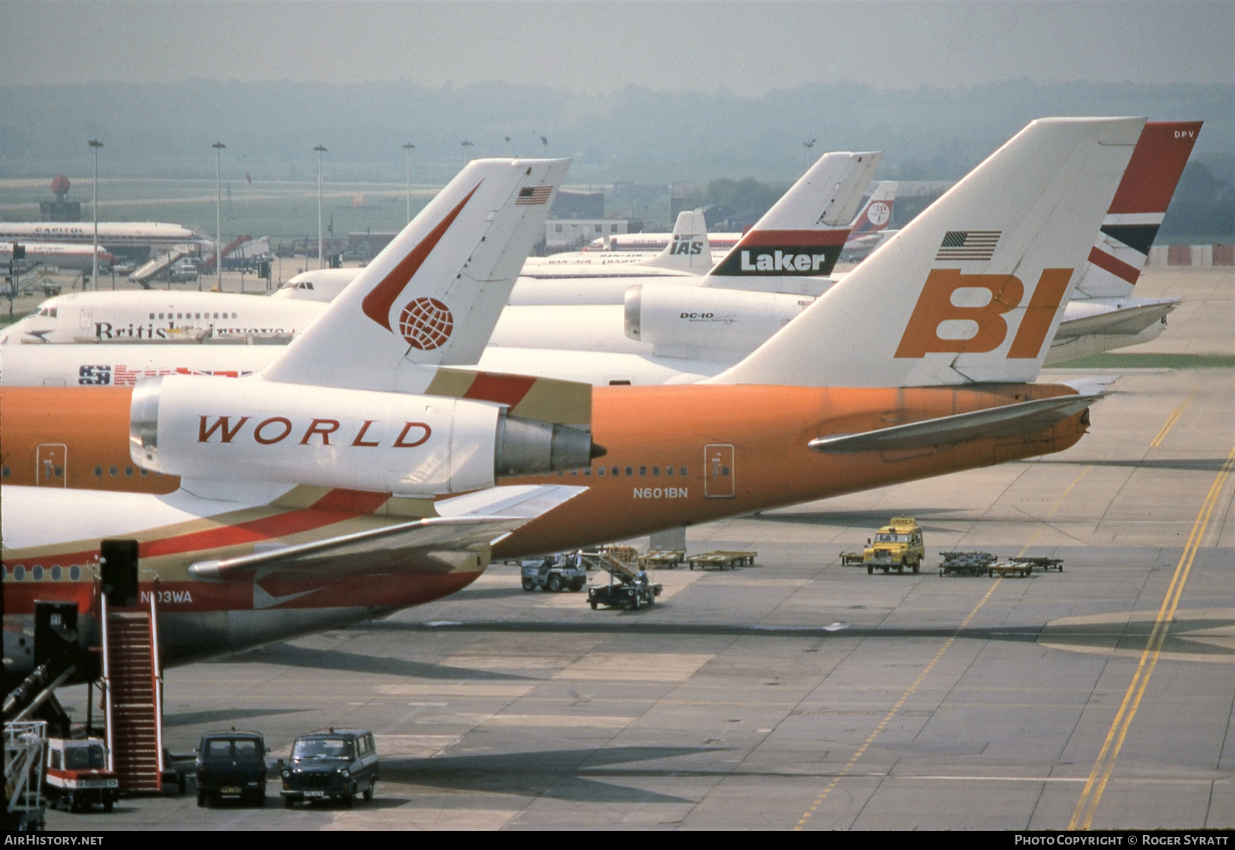 Airport photo of London - Gatwick (EGKK / LGW) in England, United Kingdom | AirHistory.net #550596