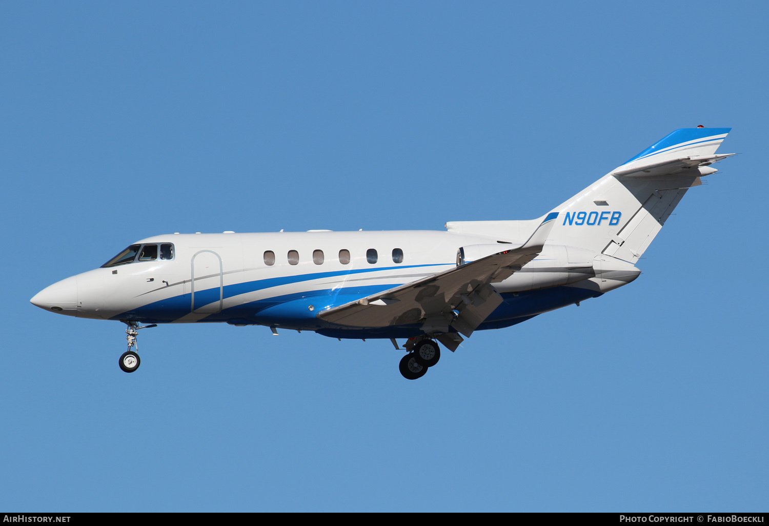 Aircraft Photo of N90FB | Raytheon Hawker 800XP | AirHistory.net #550602