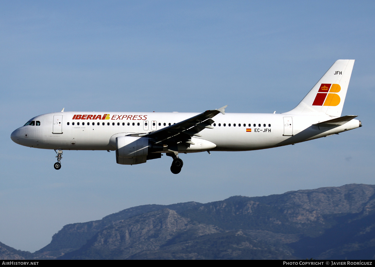 Aircraft Photo of EC-JFH | Airbus A320-214 | Iberia Express | AirHistory.net #550614