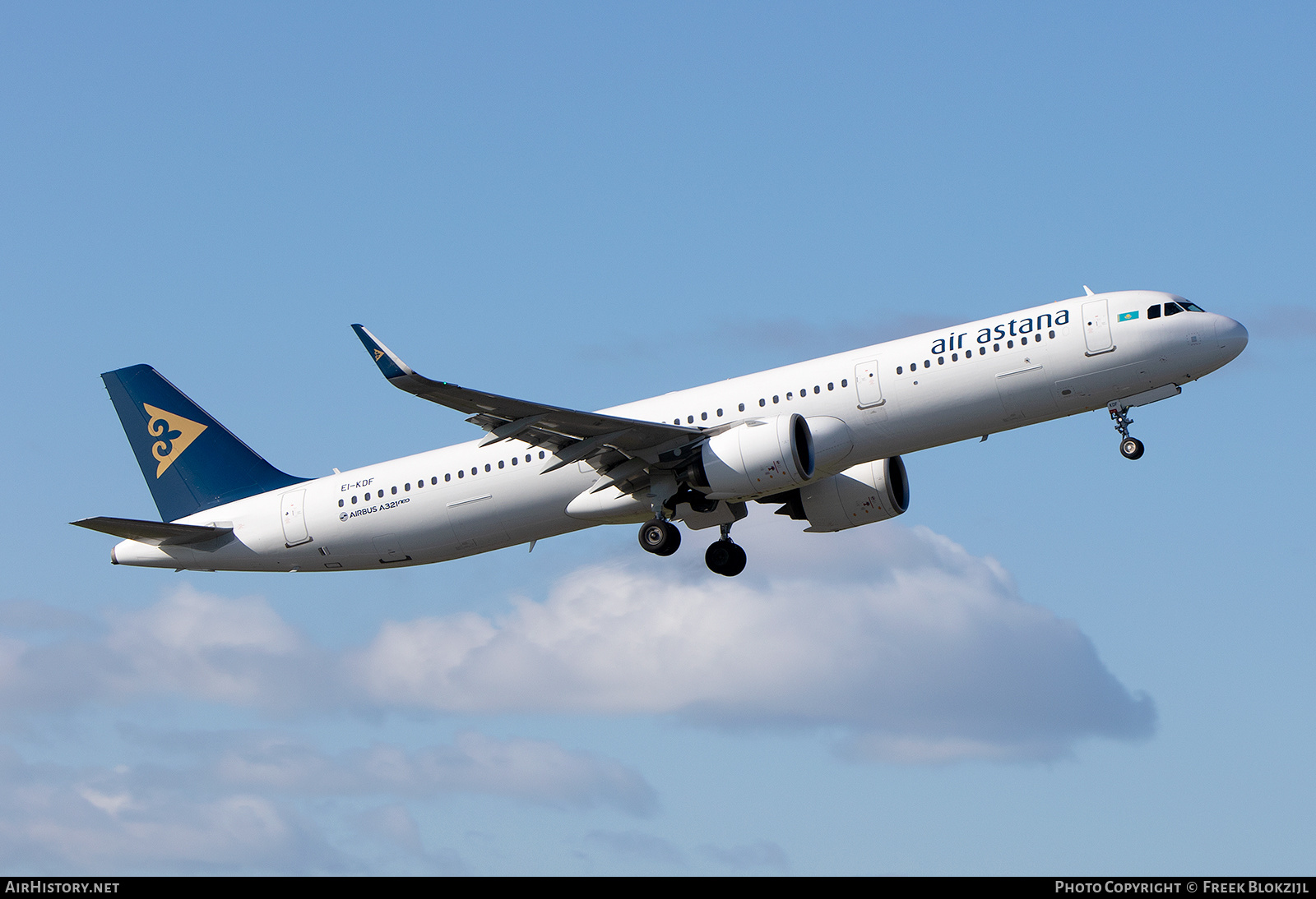 Aircraft Photo of EI-KDF | Airbus A321-271N | Air Astana | AirHistory.net #550645